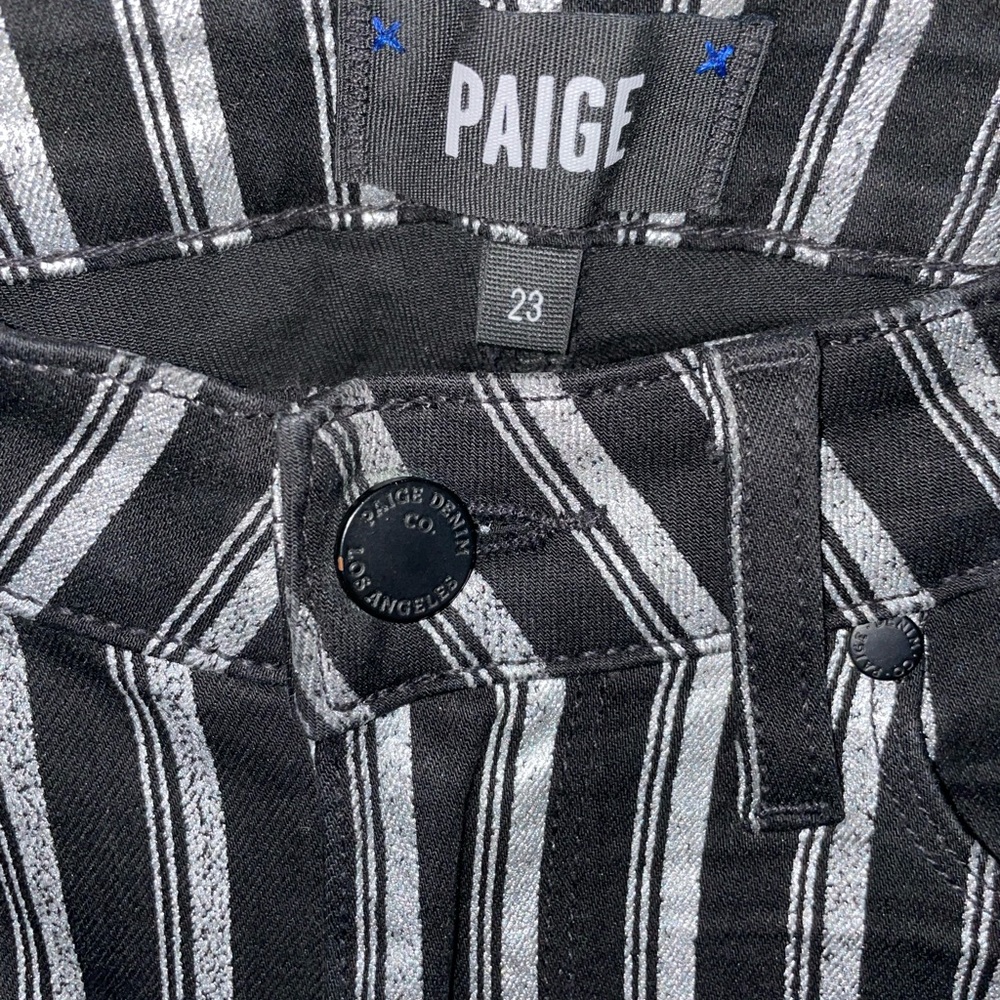 Cropped Mini Flare - Picture 2 of 4